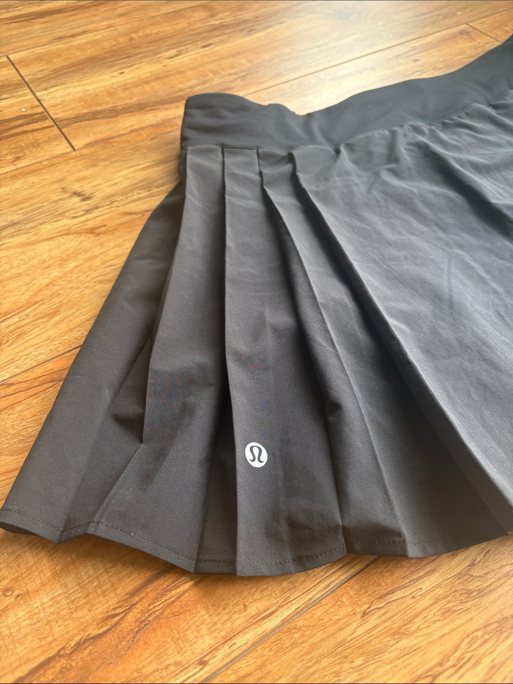 lululemon athletica Black Pleated Tennis Skirt Size 10